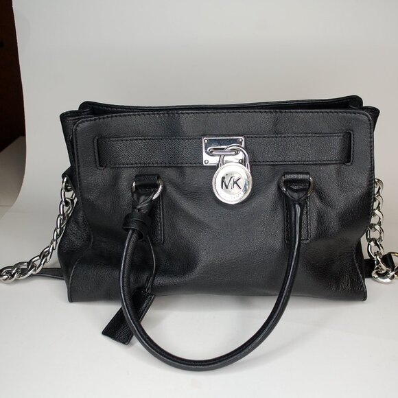 MICHAEL Michael Kors Handbags - Black Large Lock & Key Accent Michael Kors Hamilton Shoulder Bag